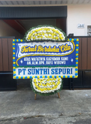 Papan Bunga Duka di Kasemen