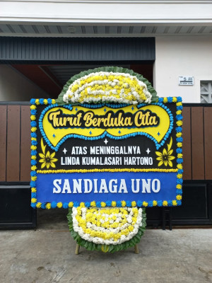 Papan Bunga Duka di Kasemen